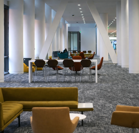 Flooring in large area (3)